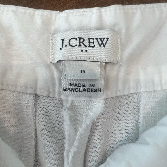 Sold out online! Women’s J.Crew white scalloped shorts. - Picture 6 of 6